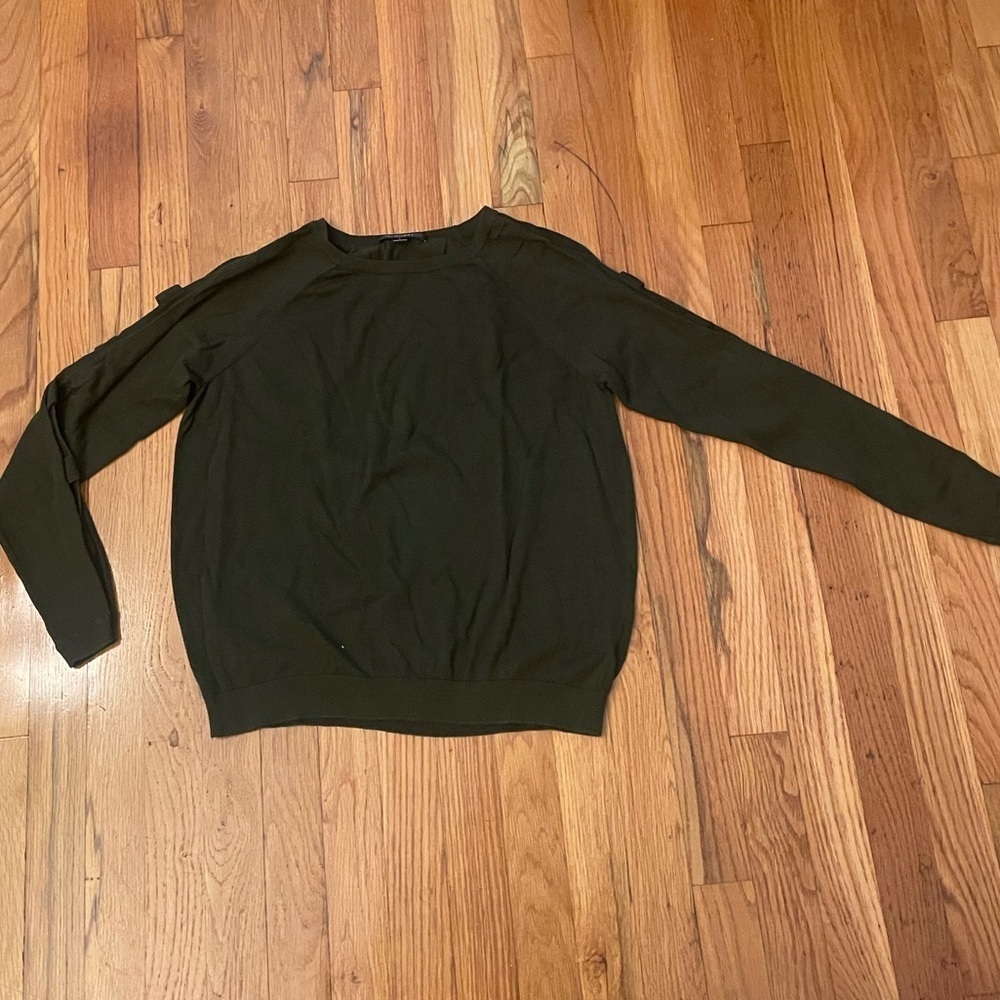 Acrobat Army Green Sweater/Long Sleeve Size Large